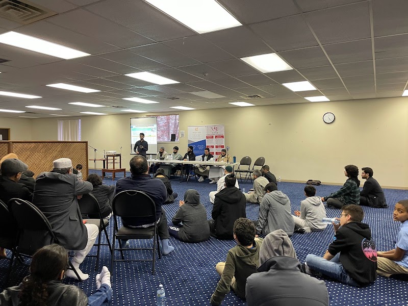 Mosque Aisha Thorold